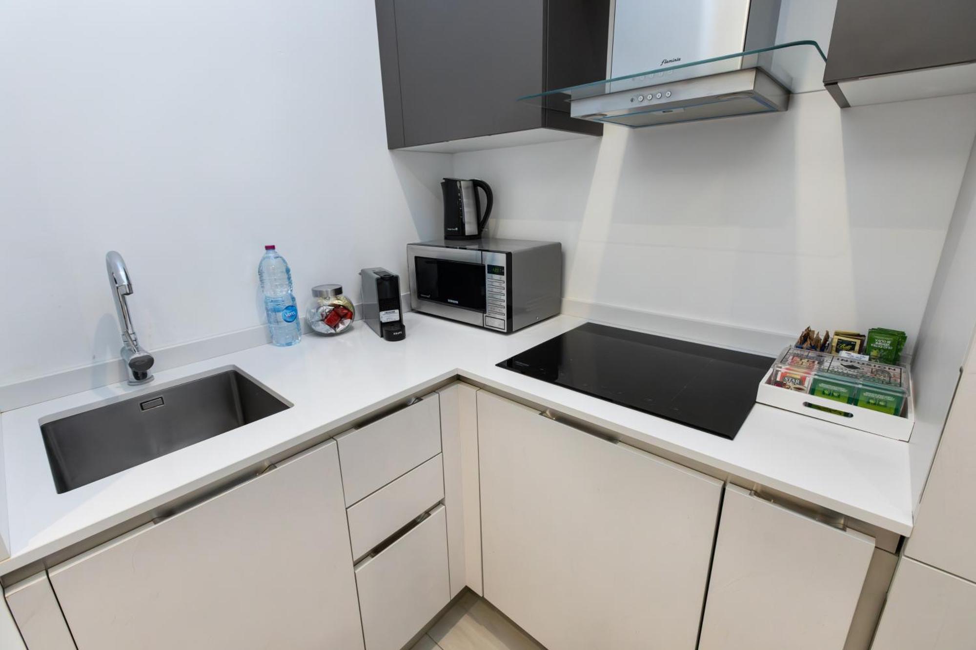 Magnoliaapartments - 16 Meravigli Duomo มิลาน ภายนอก รูปภาพ